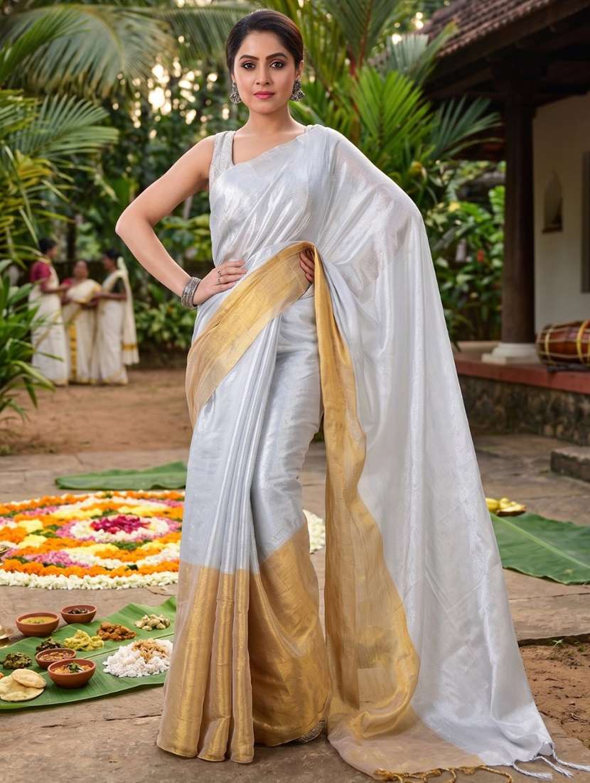 women solid handloom saree with blouse