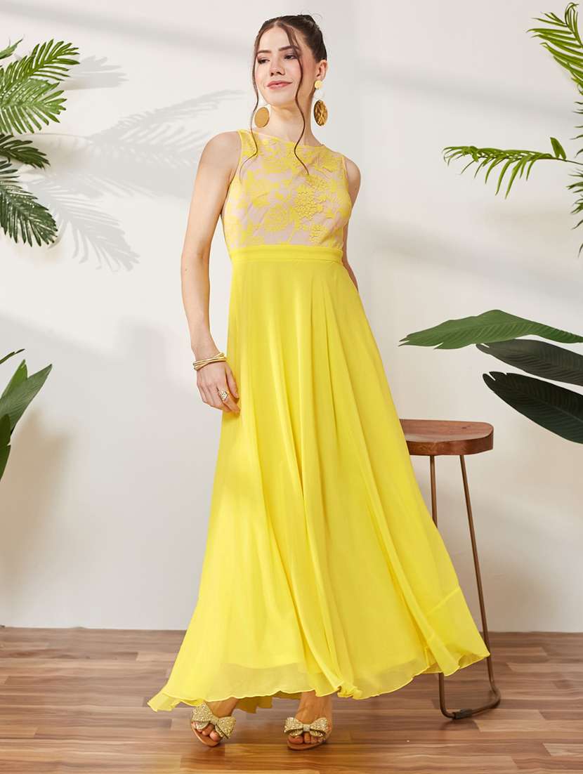 women self design sleeveless fit and flare dress