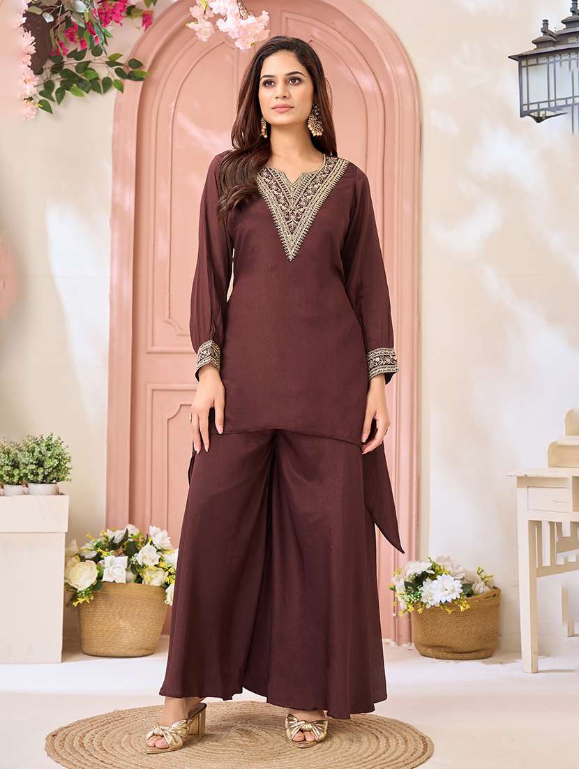women embroidered long sleeves kurta palazzo set