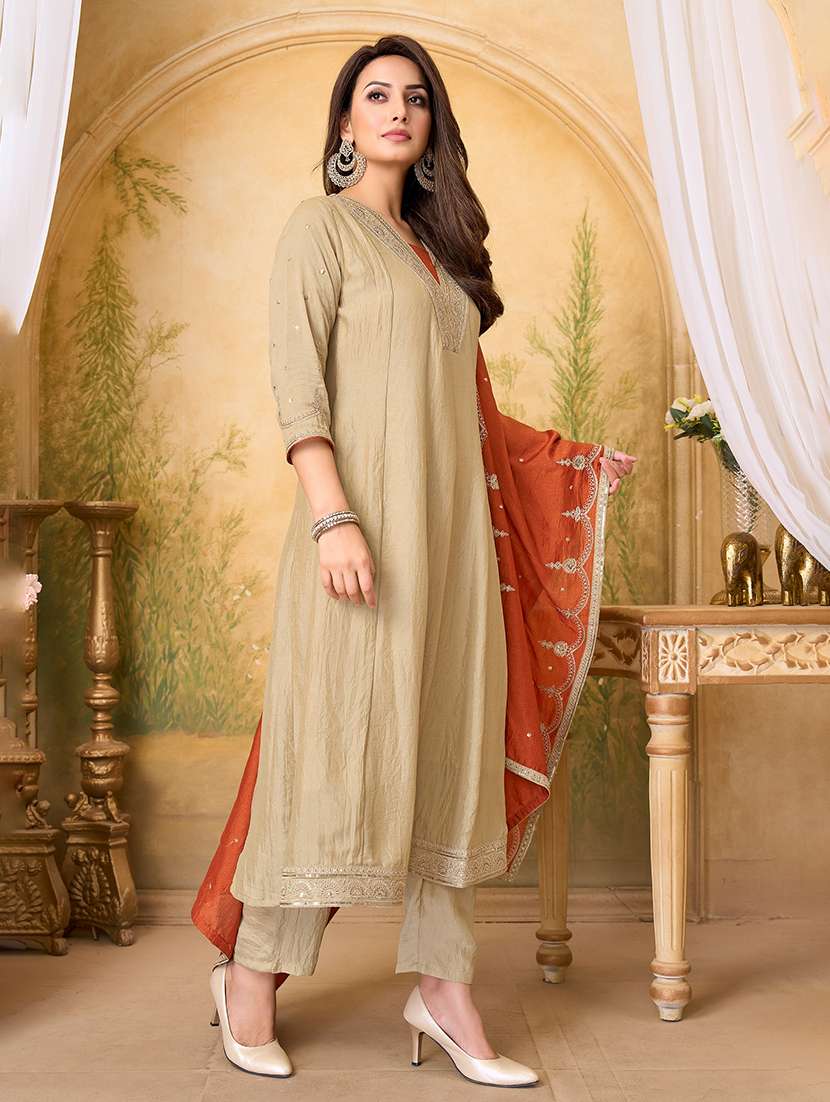 women embroidered three quarter sleeves kurta pant set with dupatta - 22577440 -  Standard Image - 3