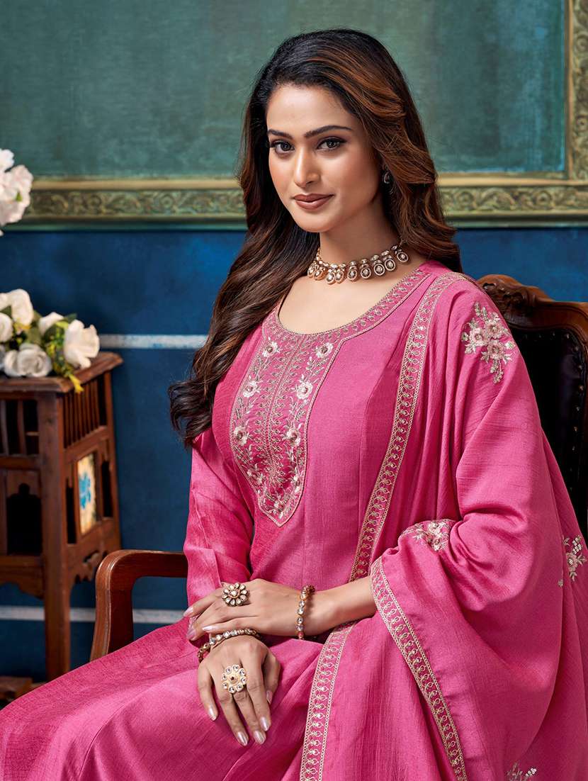 women embroidered long sleeves kurta pant set with dupatta - 22577444 -  Standard Image - 5