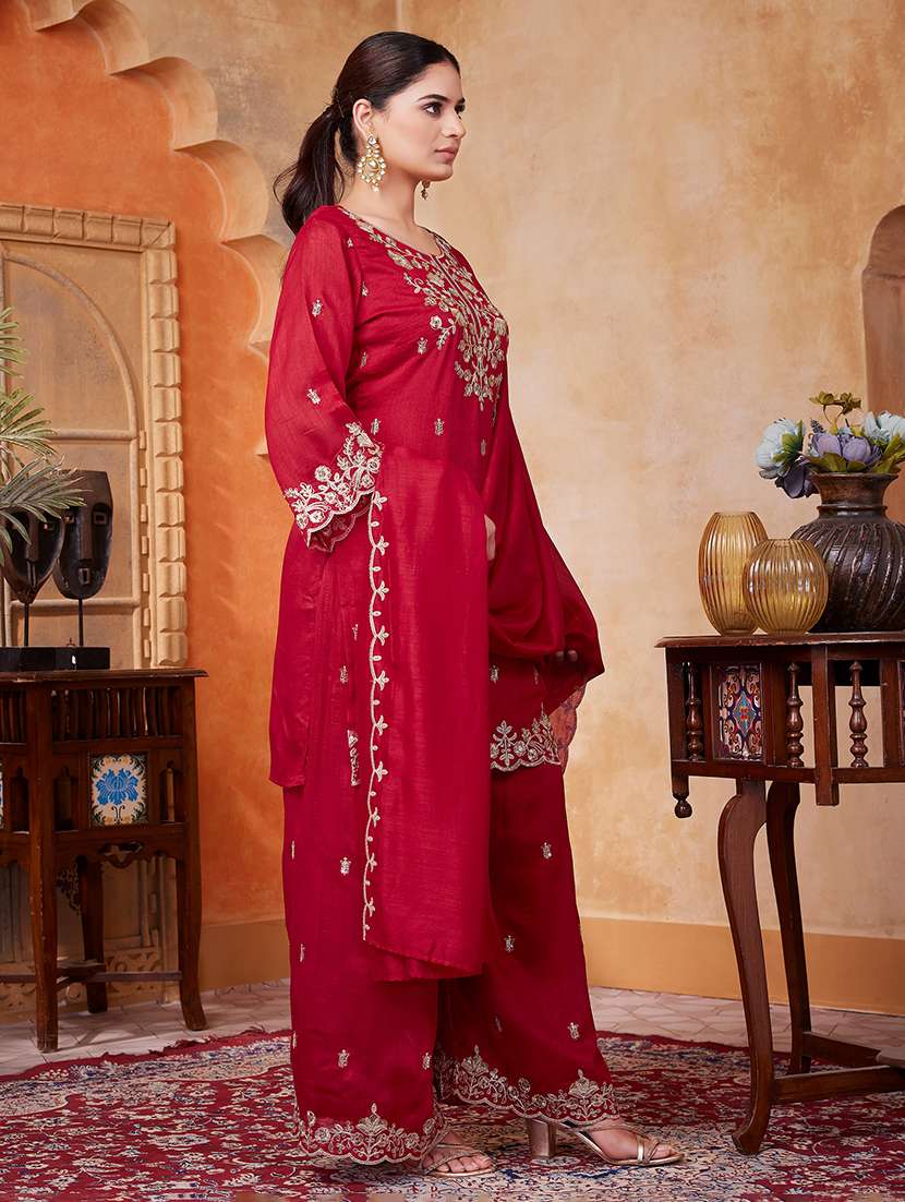 women embroidered three quarter sleeves kurta palazzo set with dupatta - 22577448 -  Standard Image - 3