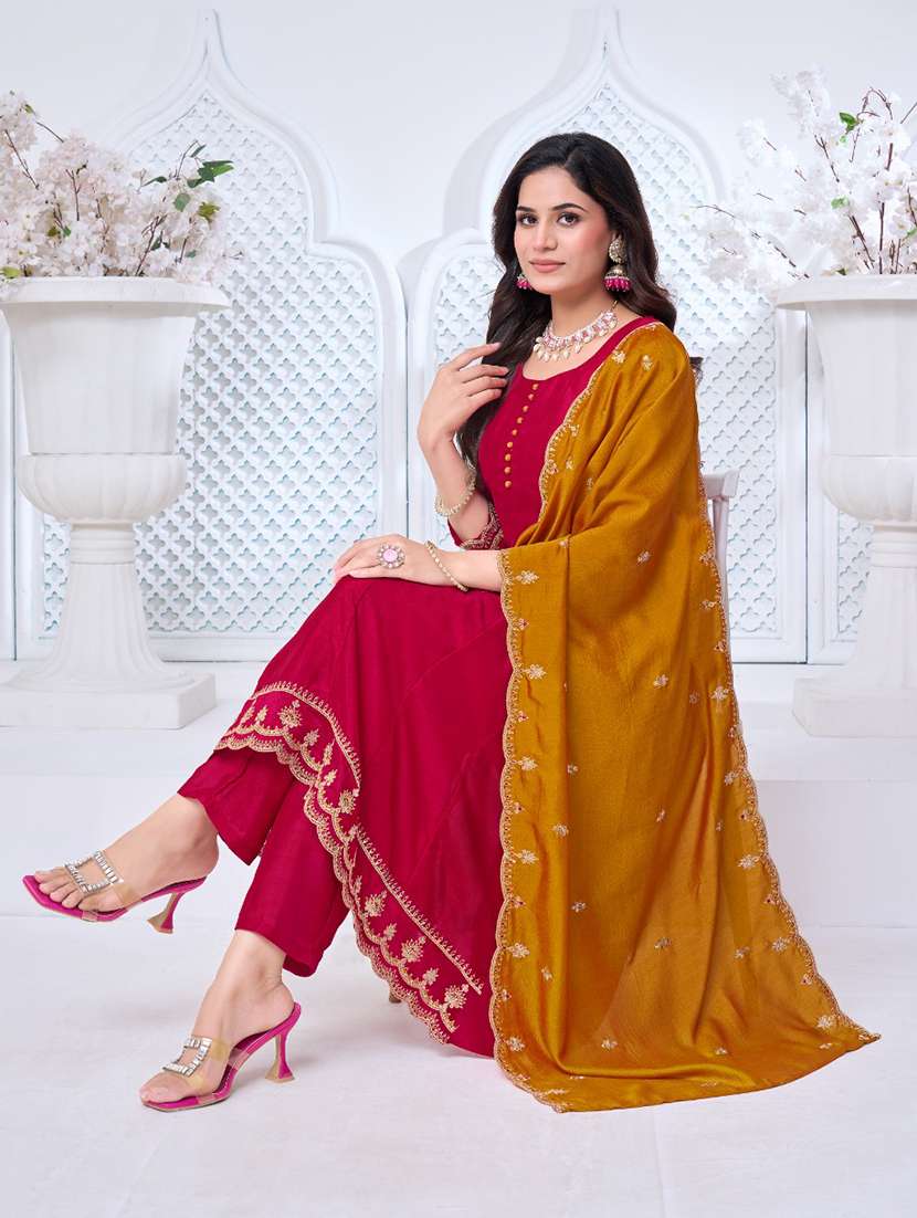 women embroidered three quarter sleeves kurta pant set with dupatta - 22577461 -  Standard Image - 5