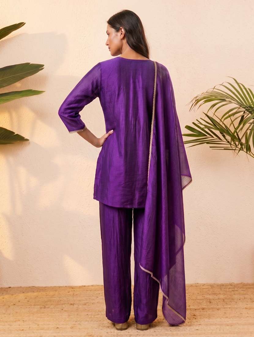 women embroidered three quarter sleeves kurta pant set with dupatta - 22577465 -  Standard Image - 3