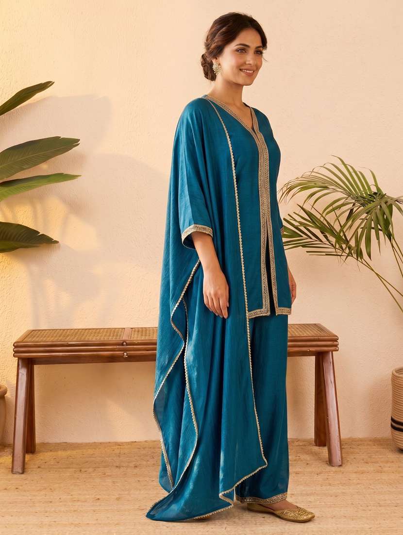 women embroidered three quarter sleeves kurta pant set with dupatta - 22577466 -  Standard Image - 3