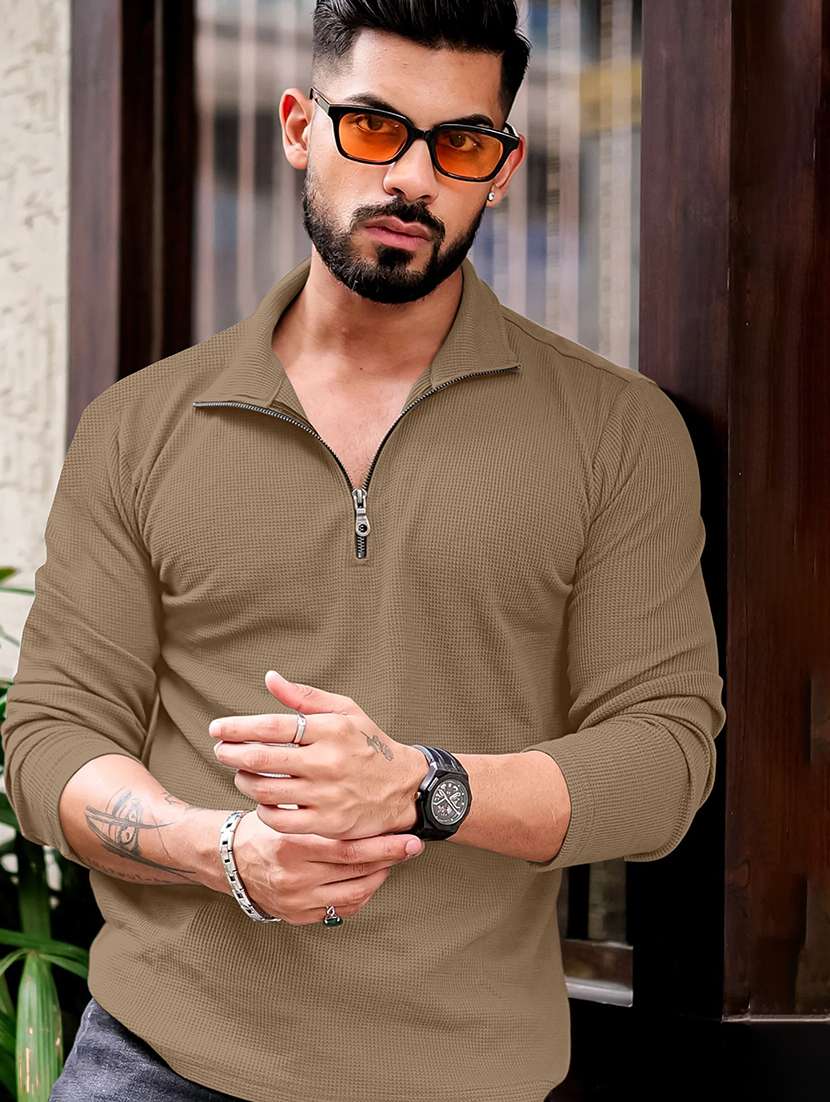 men textured long sleeves polo t-shirt