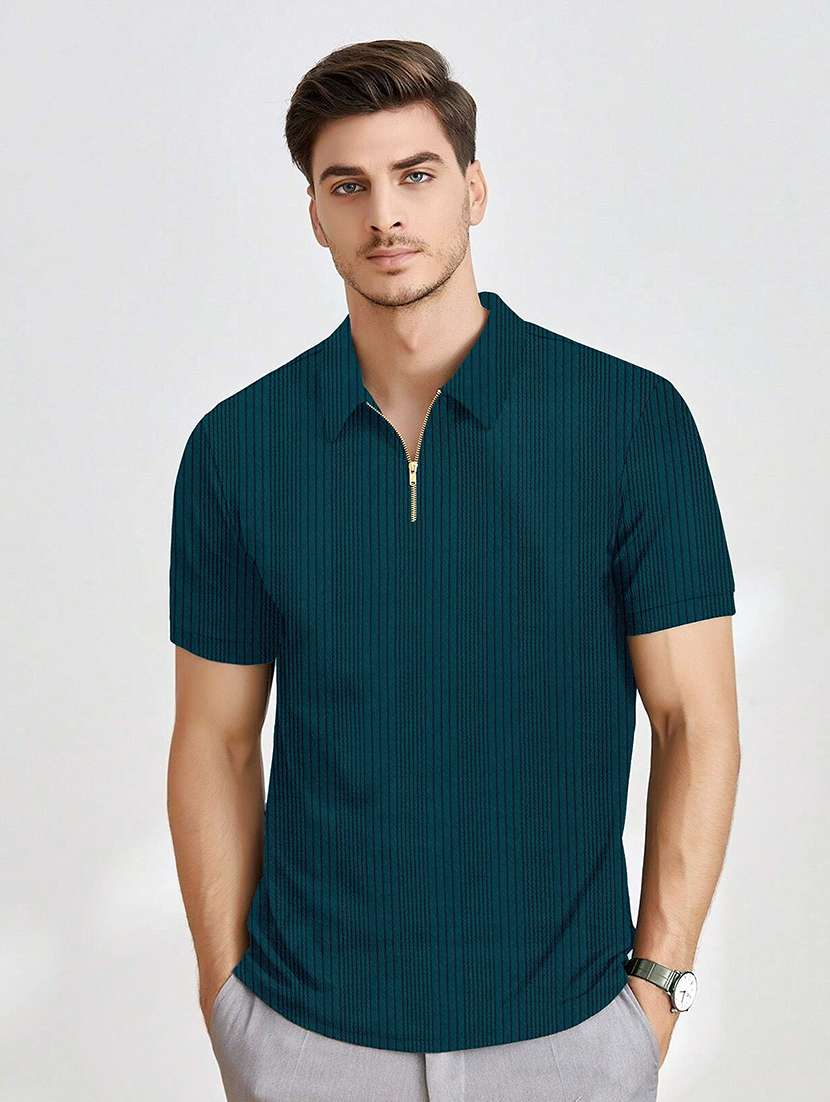 men textured short sleeves polo t-shirt - 22577952 -  Standard Image - 3