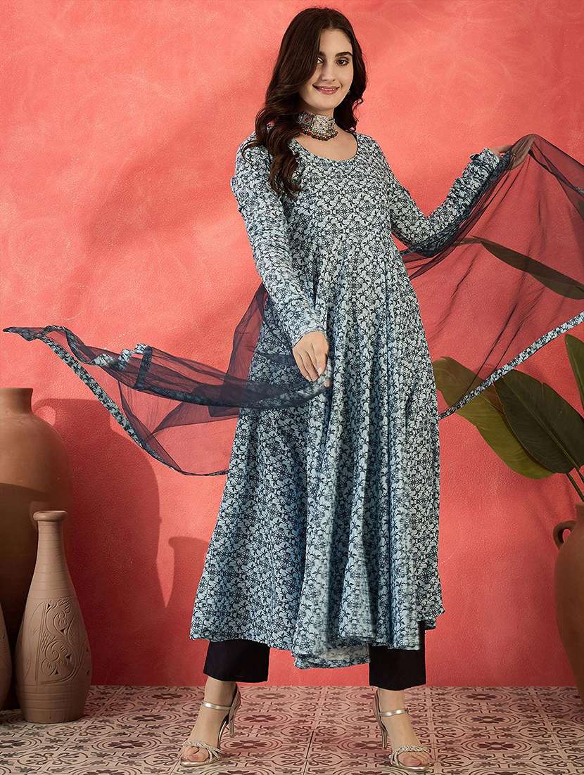 women printed long sleeves kurta pant set with dupatta - 22578432 -  Standard Image - 3