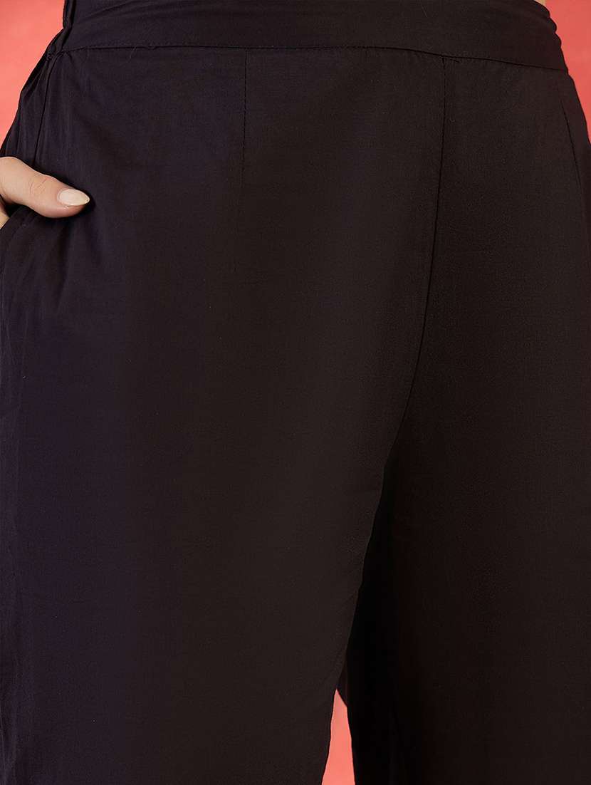 women printed long sleeves kurta pant set with dupatta - 22578432 -  Standard Image - 5
