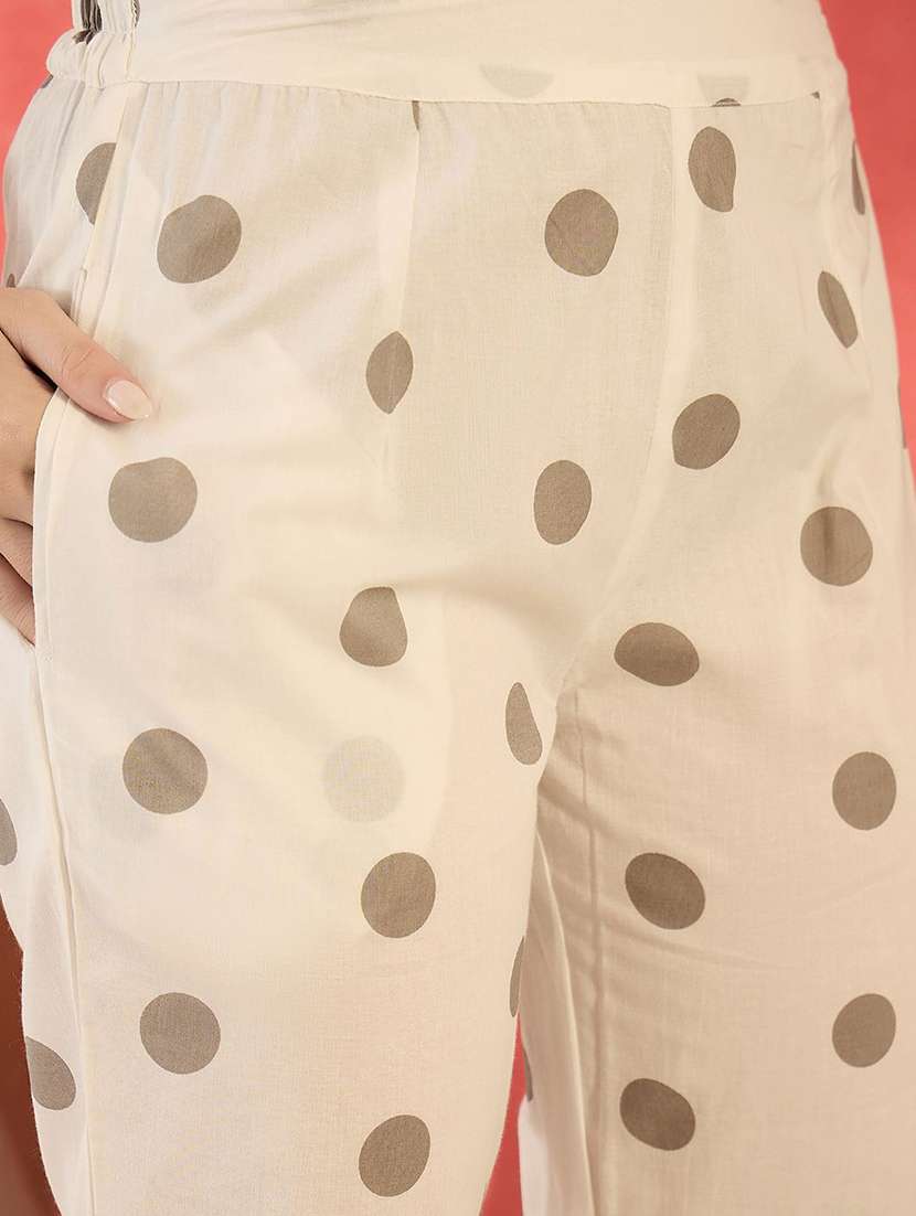 women printed sleeveless kurta pant set - 22578433 -  Standard Image - 5