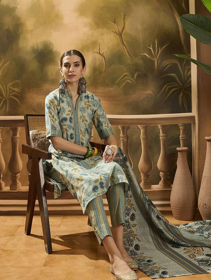 Women Printed Three Quarter Sleeves Kurta Pant Set With Dupatta - 22578435 -  Standard Image - 5