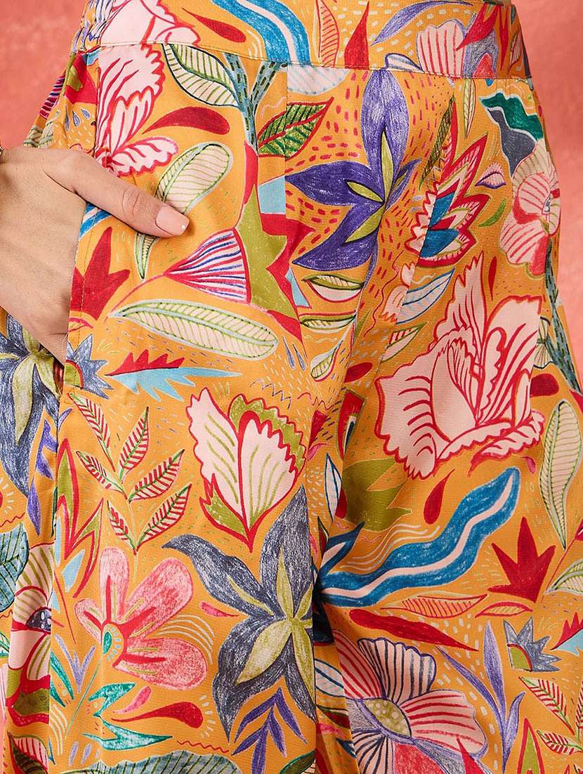 Women Printed Three Quarter Sleeves Ethnic Co-ord S - 22578455 -  Standard Image - 5