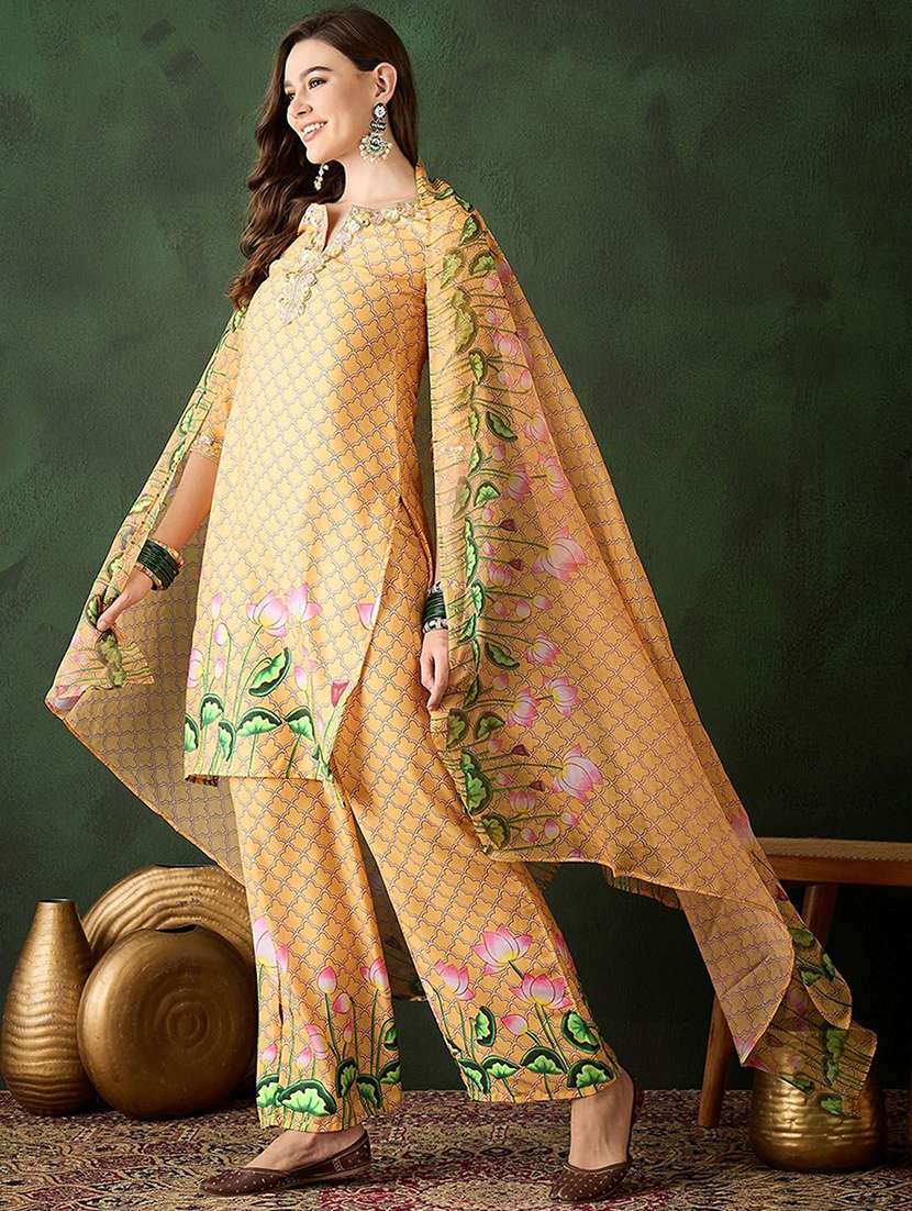 women printed three quarter sleeves kurta pant set with dupatta - 22578464 -  Standard Image - 3
