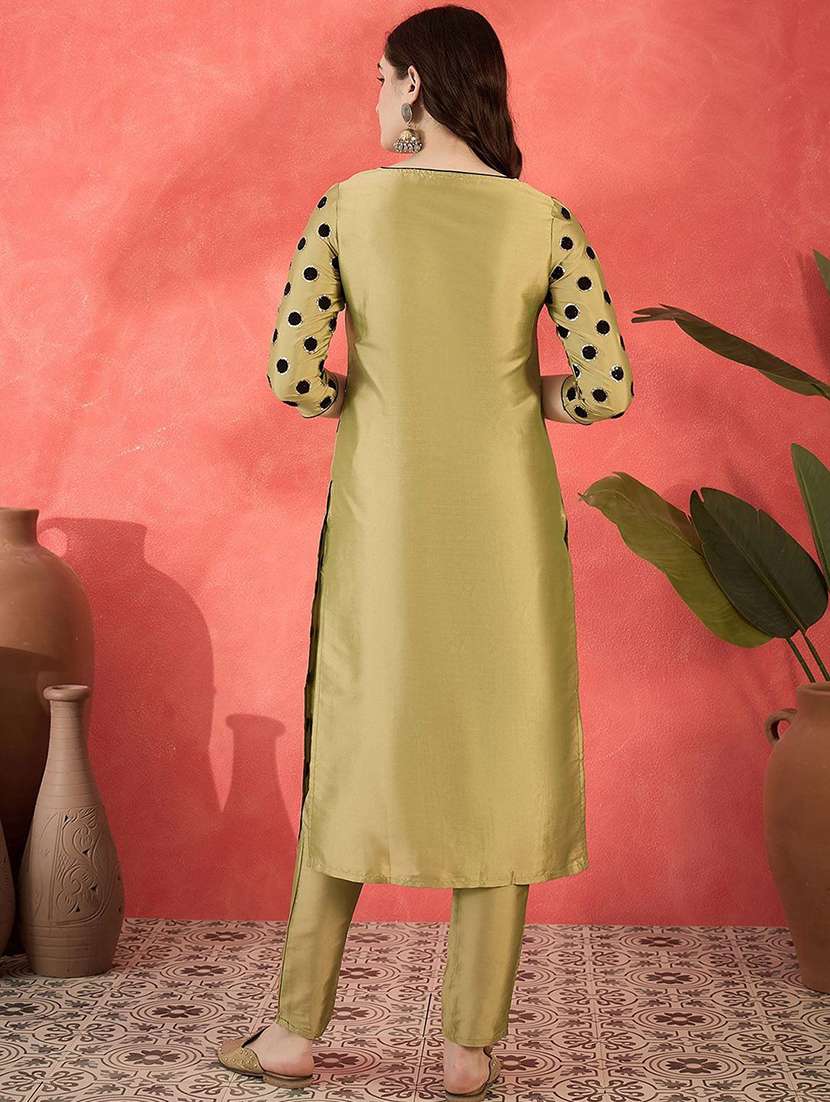 women printed three quarter sleeves kurta pant set - 22578504 -  Standard Image - 3