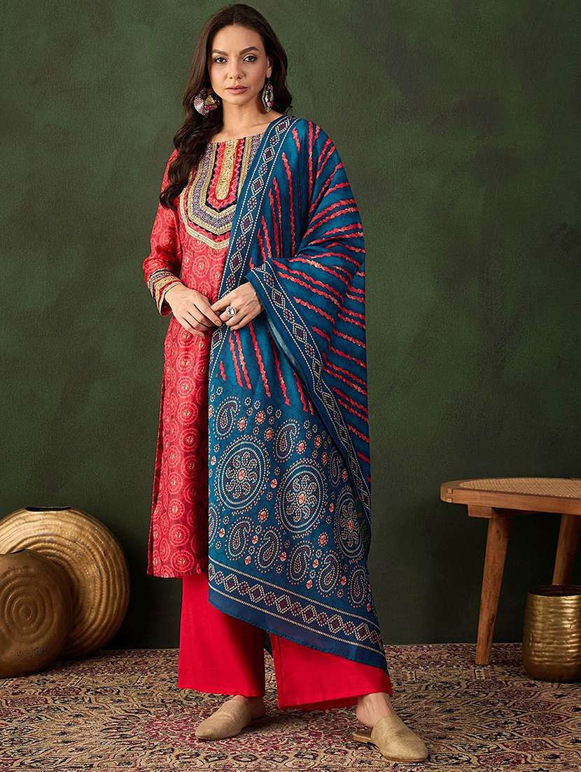 women printed long sleeves kurta pant set with dupatta