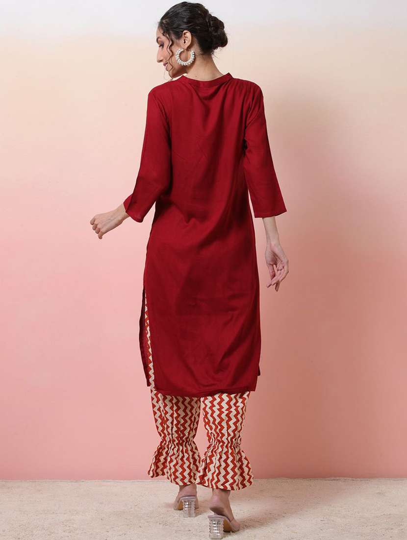 Women Solid Three Quarter Sleeves Kurta Salwar Set - 22578525 -  Standard Image - 3