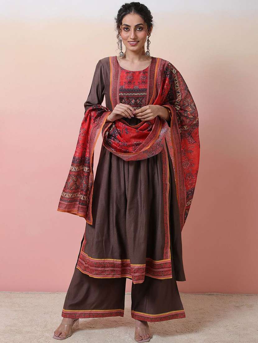 women printed three quarter sleeves kurta palazzo set with dupatta