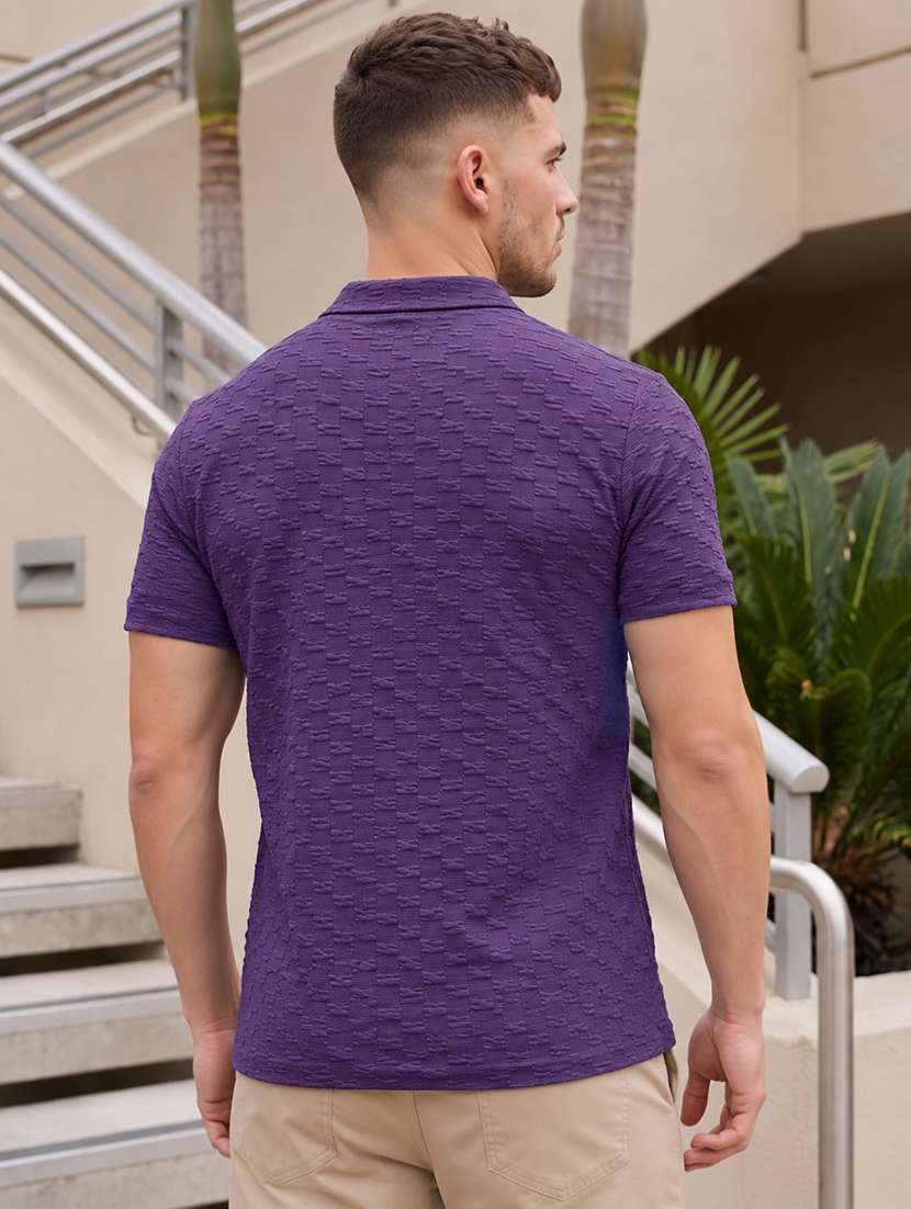men textured short sleeves polo t-shirt - 22578535 -  Standard Image - 3