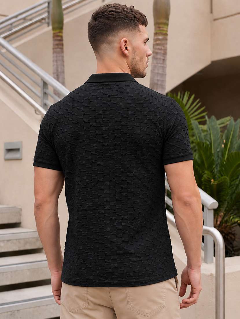 men textured short sleeves polo t-shirt - 22578538 -  Standard Image - 3