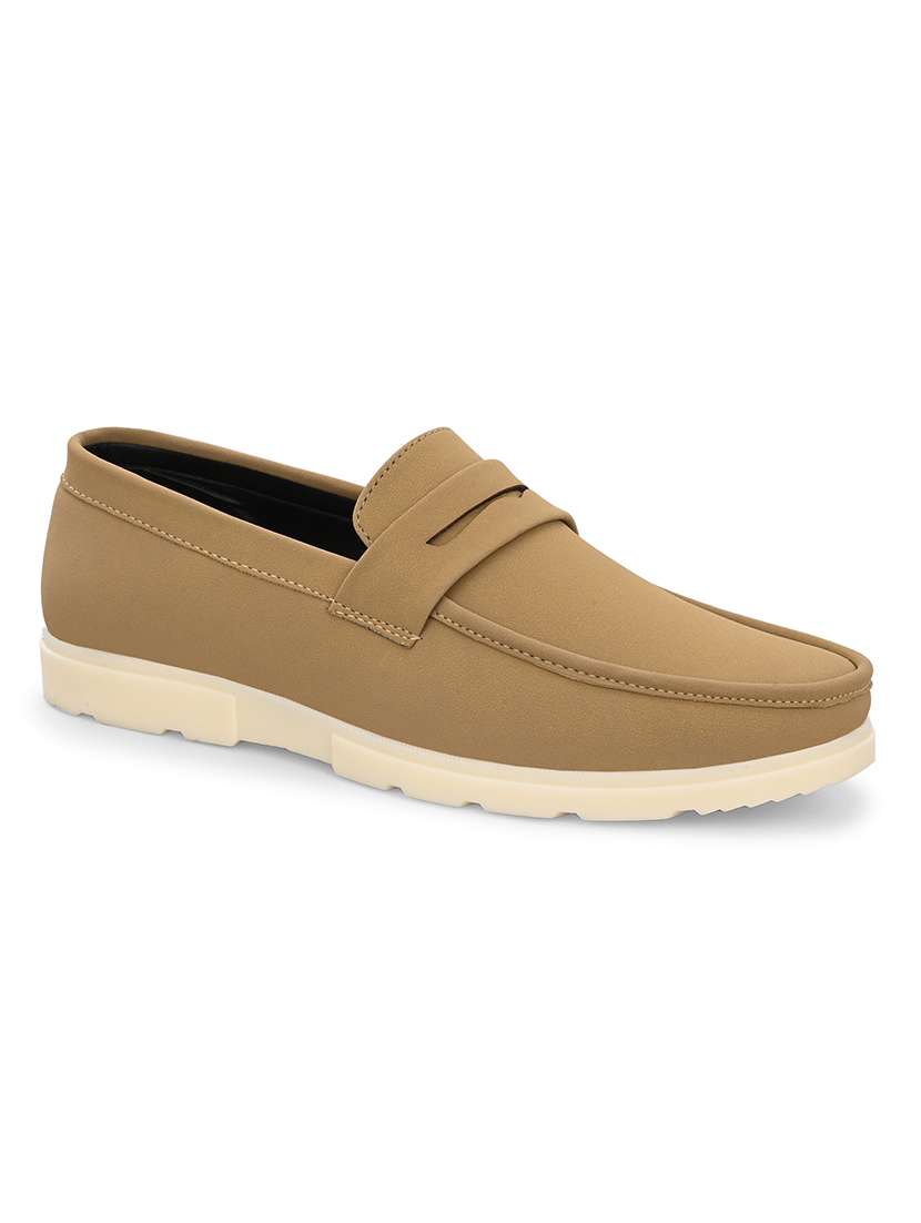 men solid slip on loafer