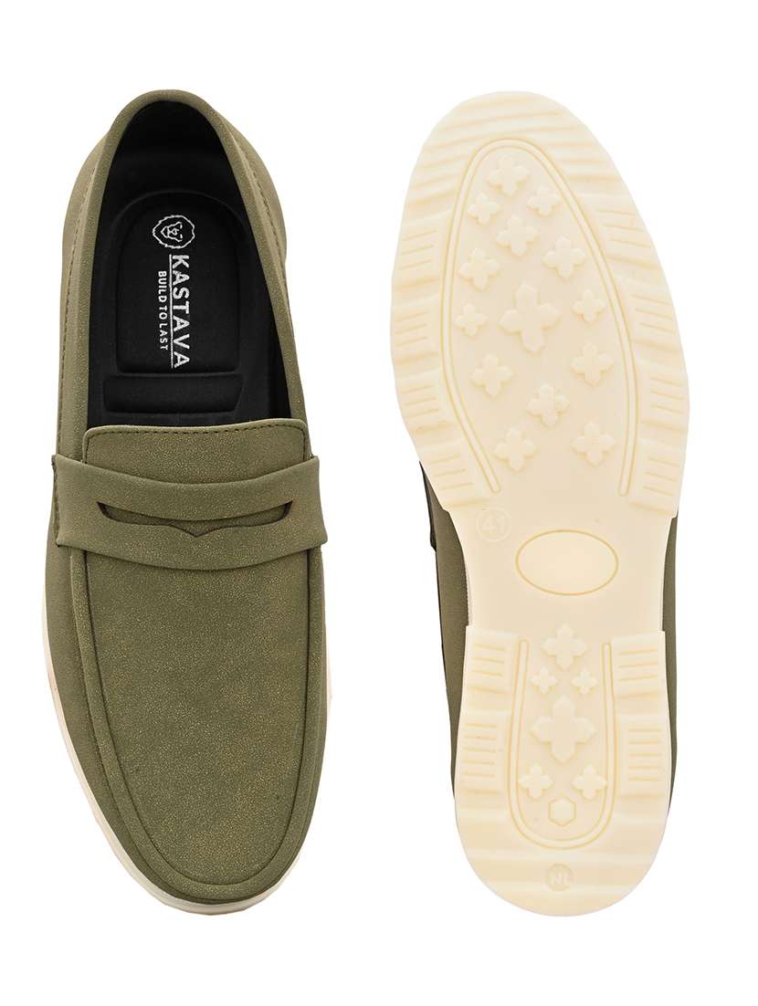 Men Solid Slip On Loafer - 22578557 -  Standard Image - 5