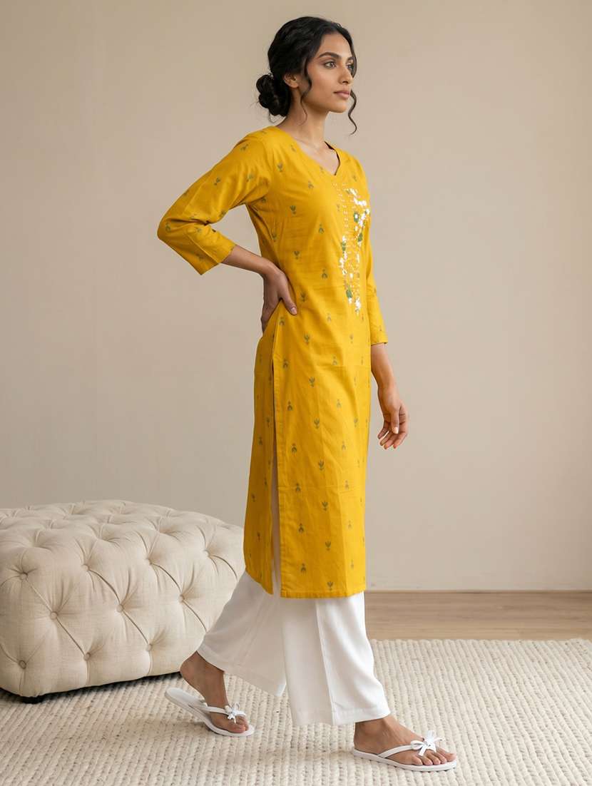 Women Printed Three Quarter Sleeves Straight Kurta - 22578884 -  Standard Image - 3