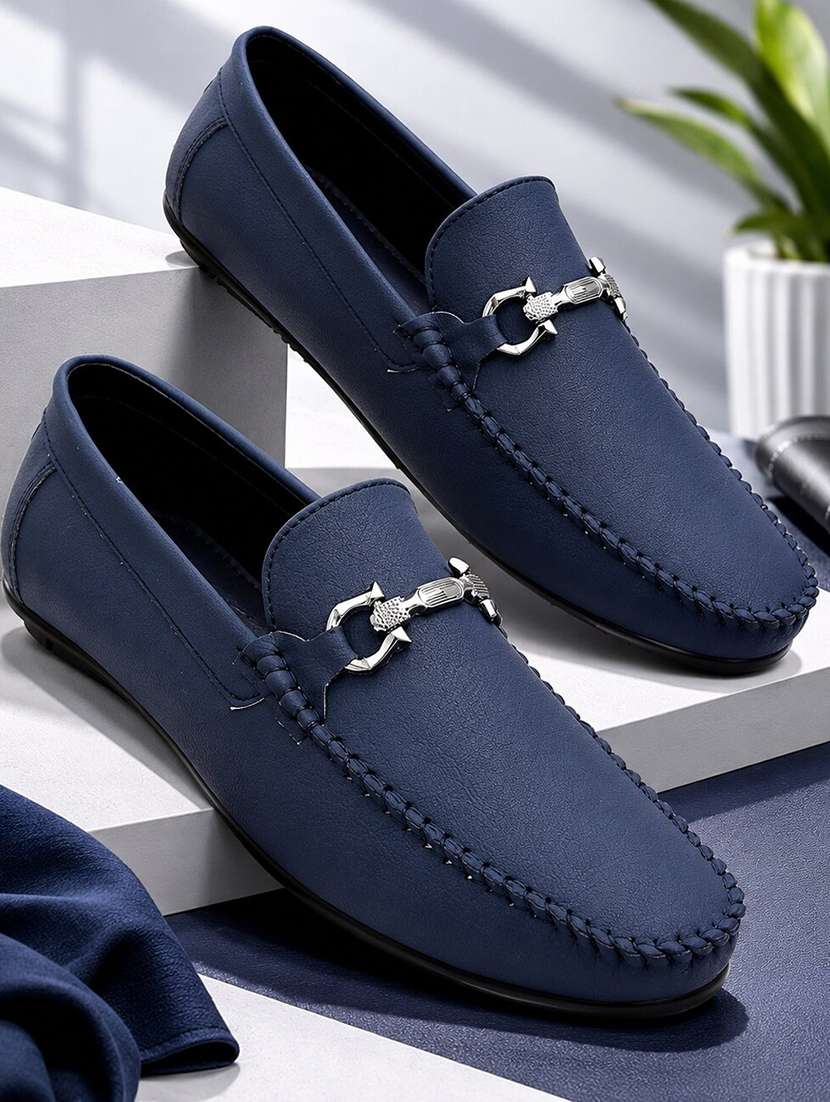 men solid slip on horsebit loafer