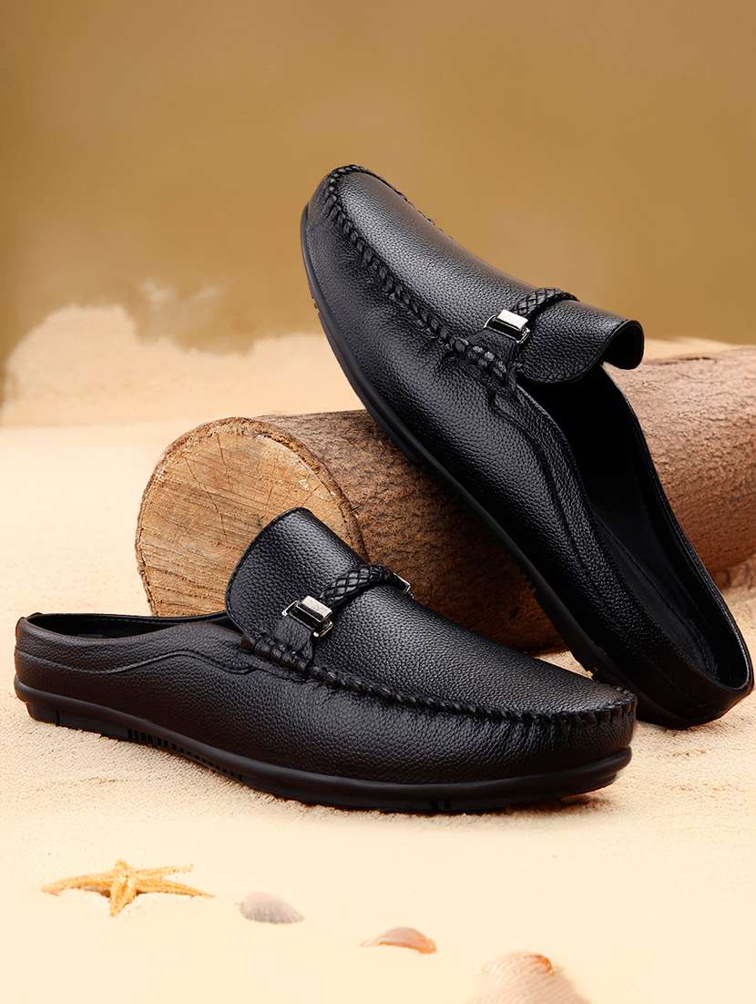 men textured slip on loafer