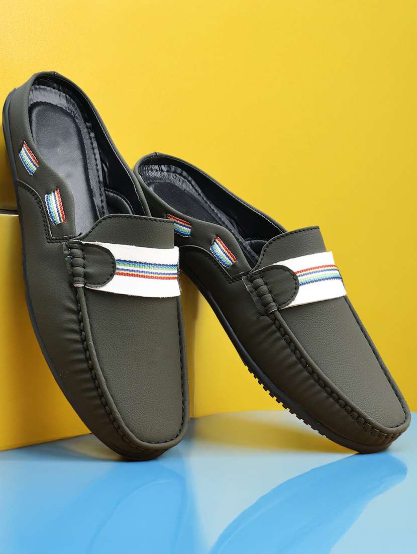 men solid slip on loafer