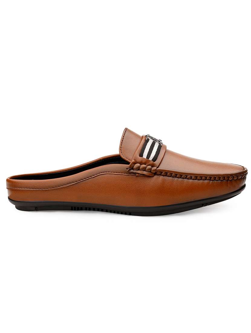 men solid slip on horsebit loafer - 22579007 -  Standard Image - 3