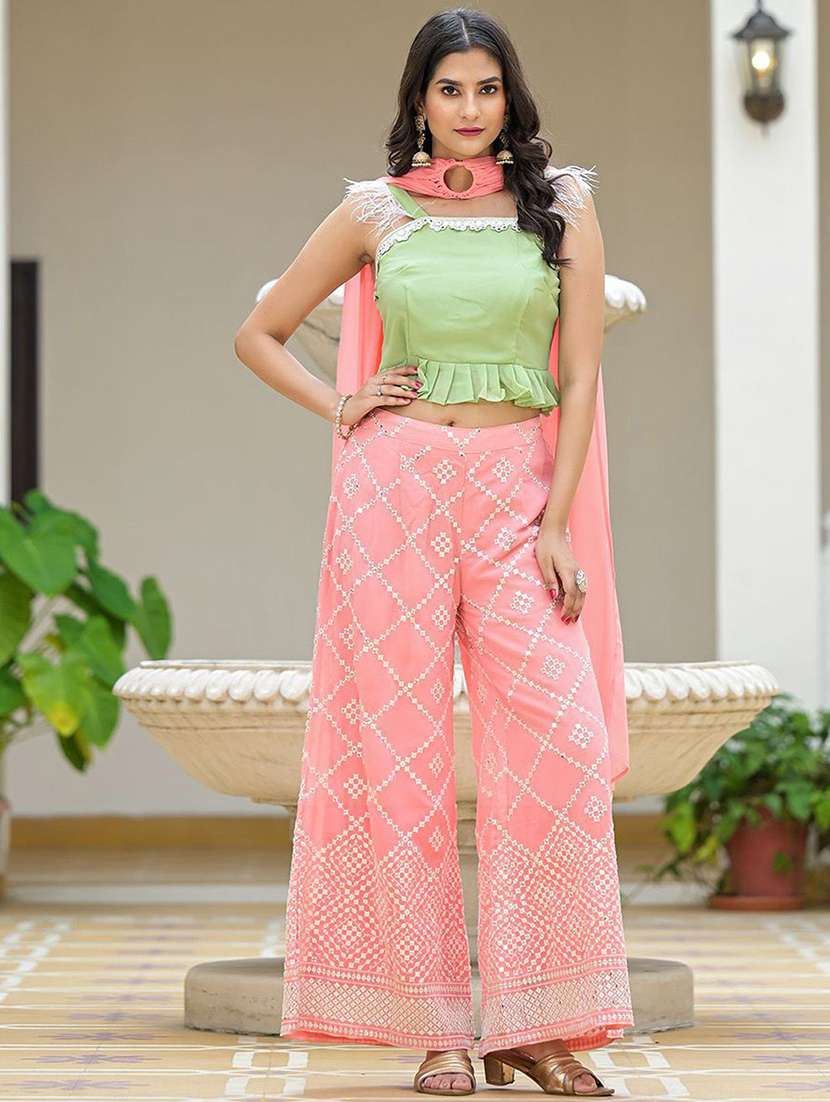 women embroidered sleeveless fusion set