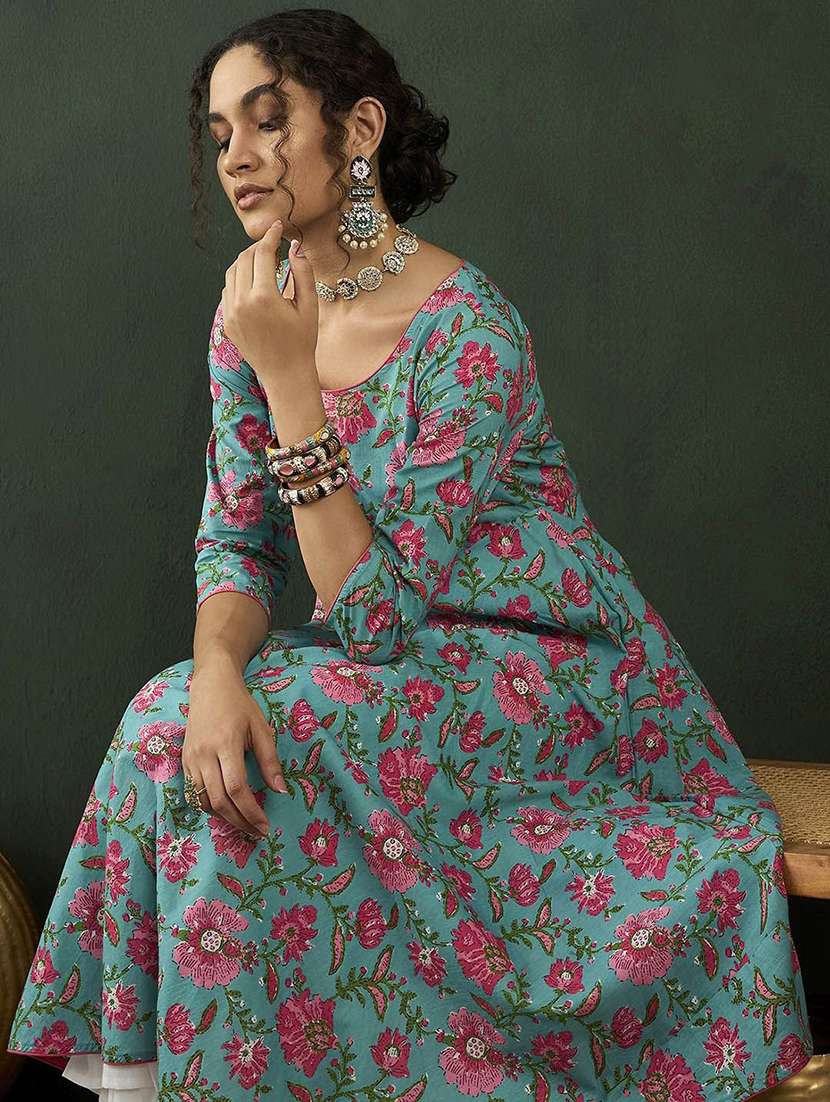 Women Printed Three Quarter Sleeves Layered Dress - 22579150 -  Standard Image - 5