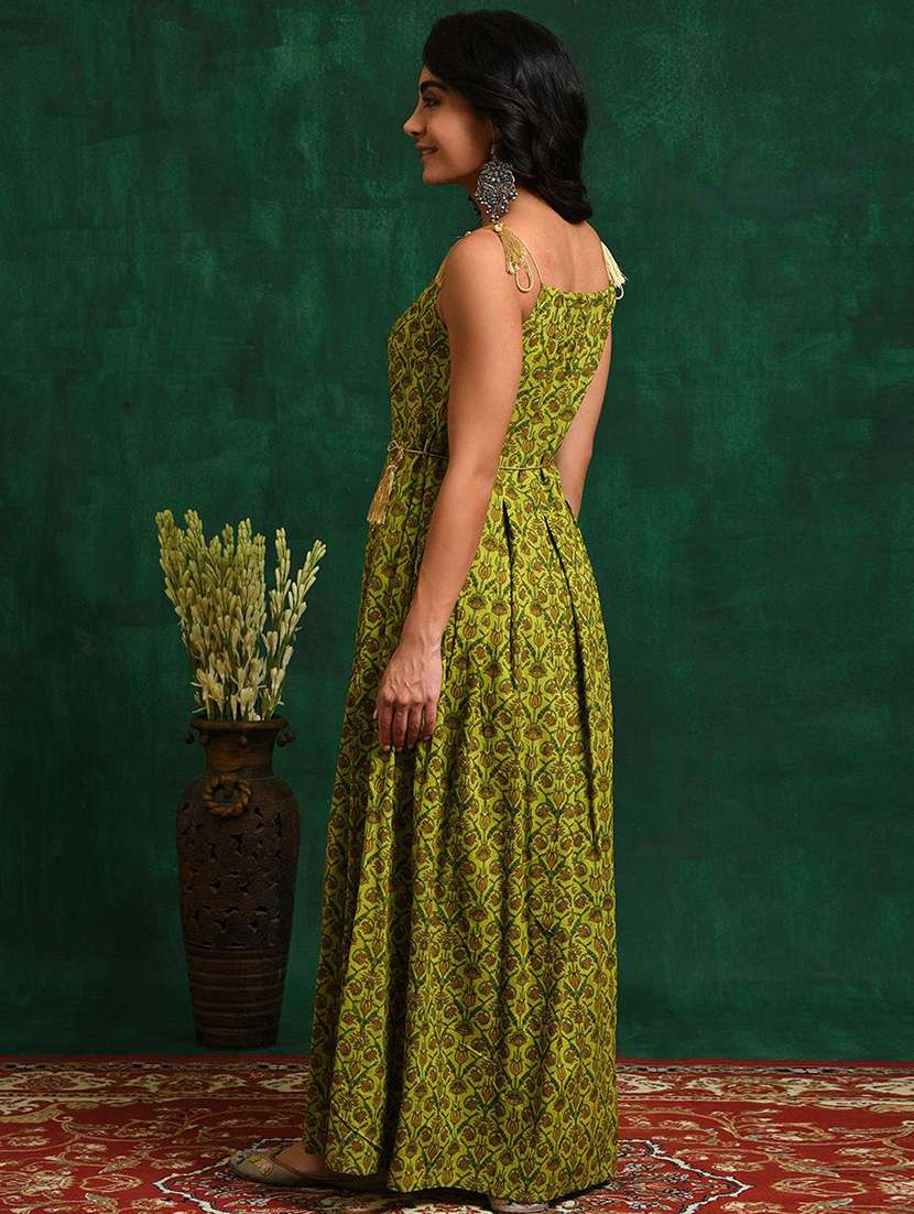 Women Printed Shoulder Strap Fit And Flare Dress - 22579156 -  Standard Image - 5