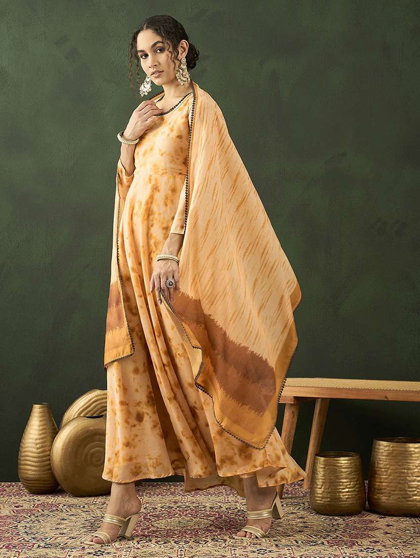 women printed three quarter sleeves kurta dupatta set - 22579174 -  Standard Image - 3