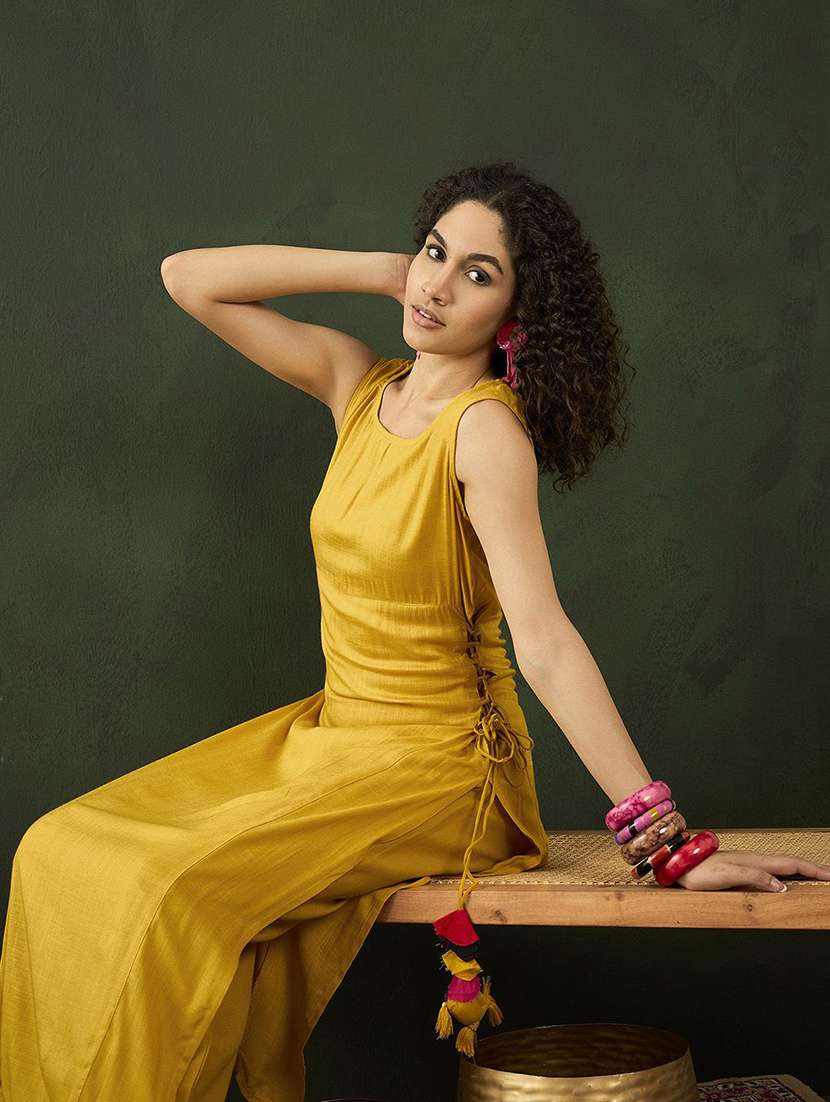 women solid sleeveless straight kurta - 22579179 -  Standard Image - 5