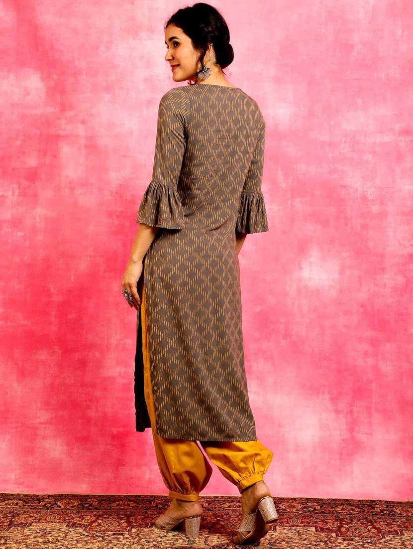 women printed bell sleeves straight kurta - 22579196 -  Standard Image - 3