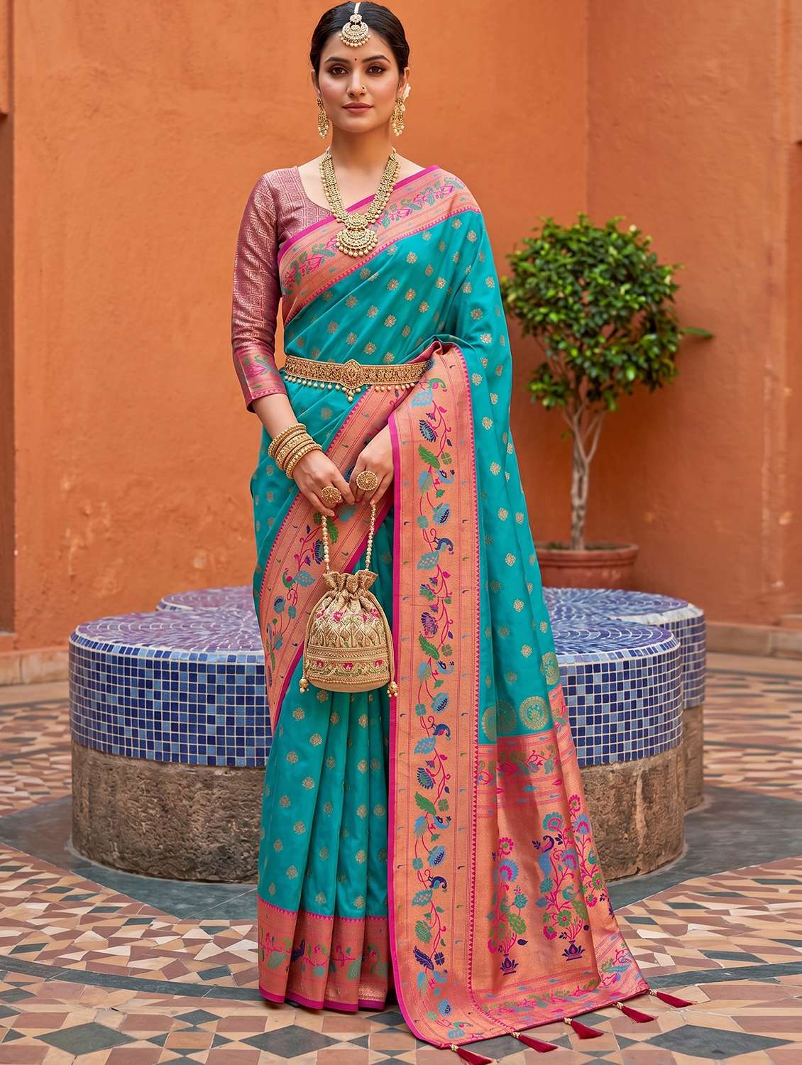 women self design paithani saree with blouse