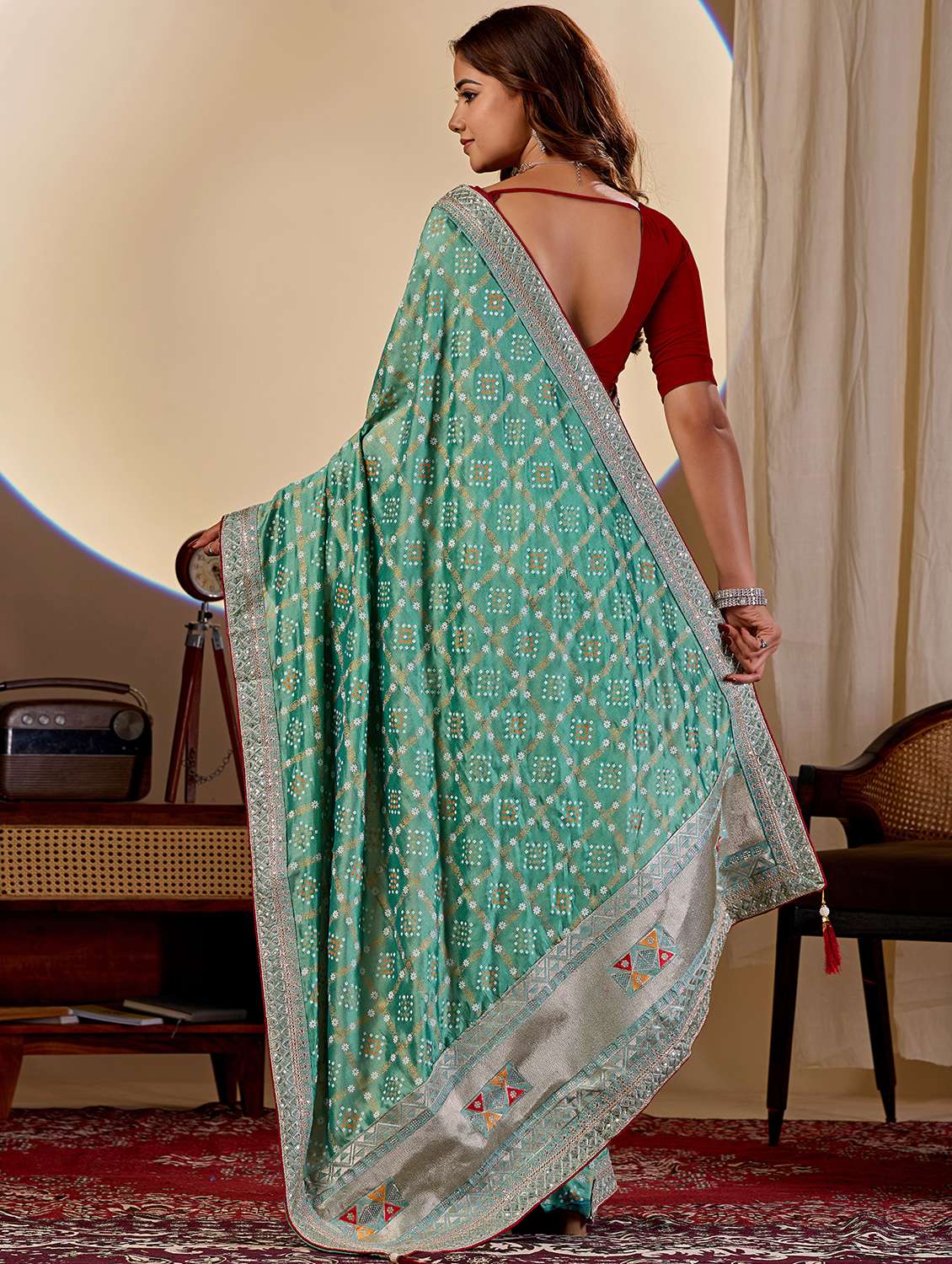 women bandhani printed saree with blouse - 22579267 -  Standard Image - 3