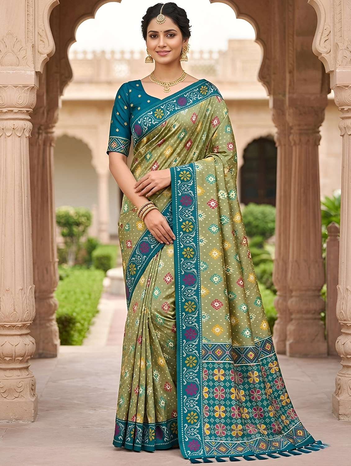 women self design patola saree with blouse