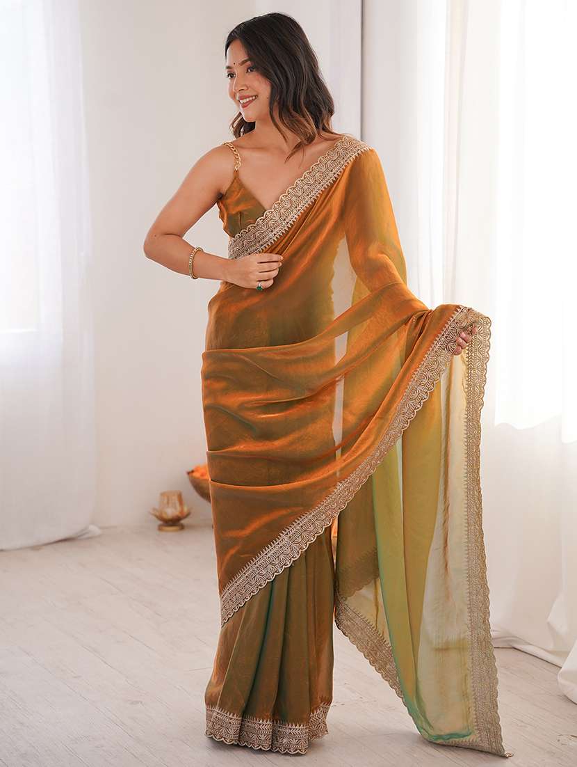 women solid with bordered saree with blouse - 22579345 -  Standard Image - 3