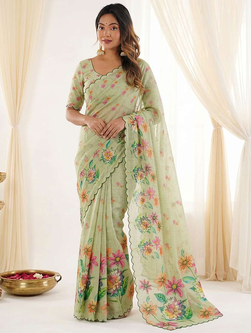 women printed casual wear saree with blouse