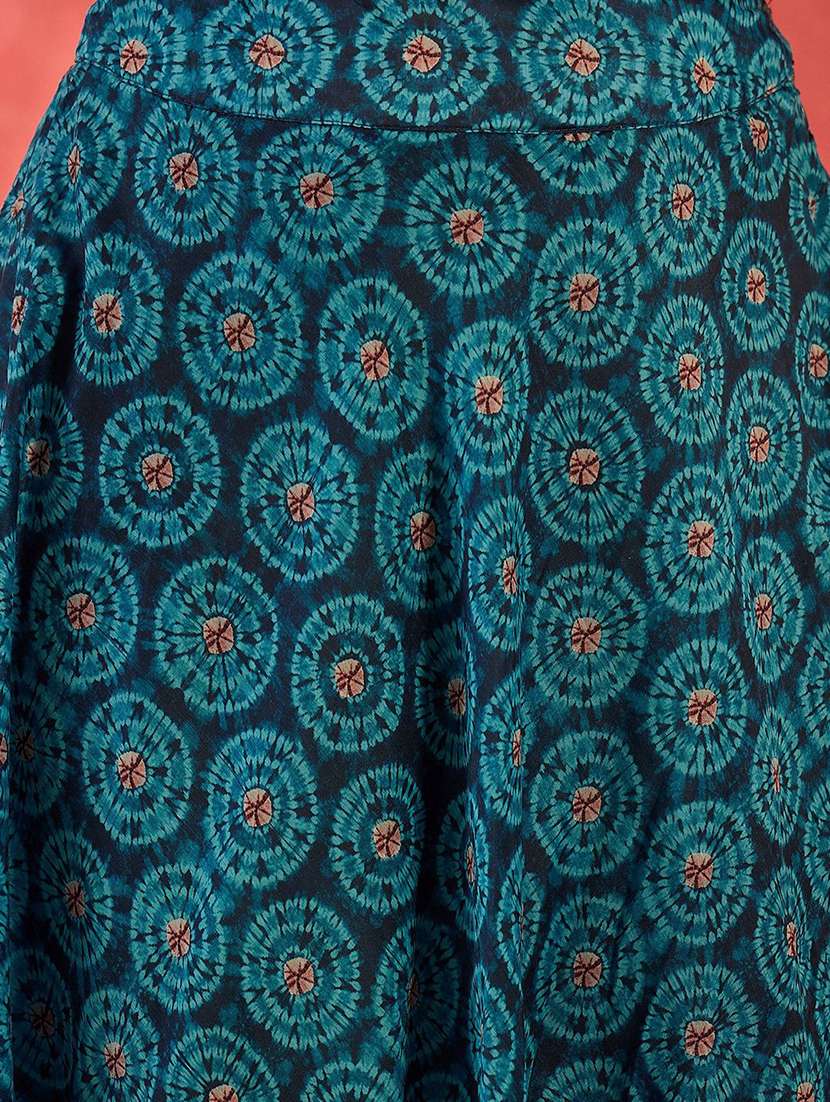 women printed flared stitched lehenga  - 22579449 -  Standard Image - 5
