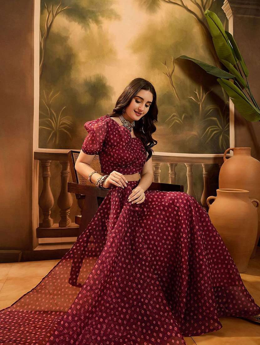 Women Printed Sleeveless Lehenga Choli Set - 22579451 -  Standard Image - 3
