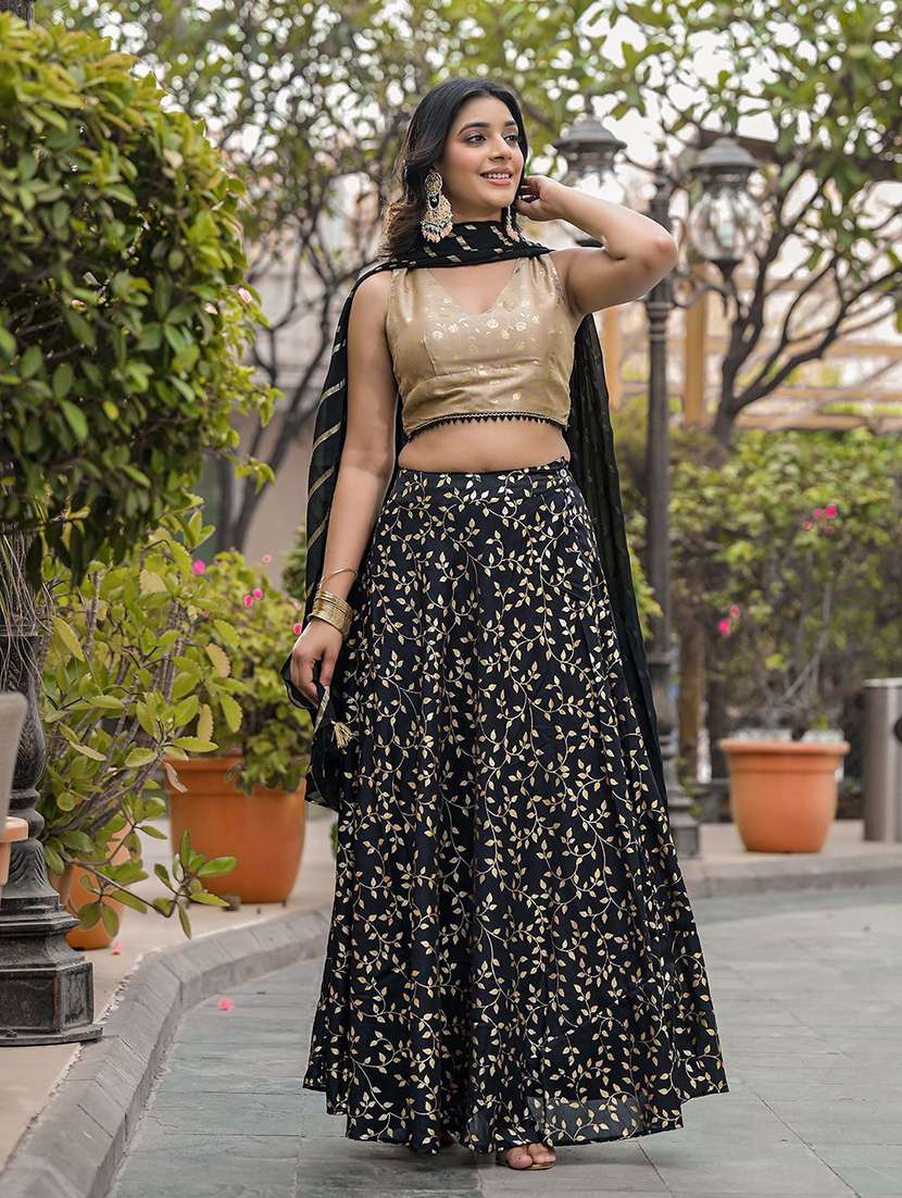 women printed sleeveless lehenga choli set - 22579458 -  Standard Image - 3