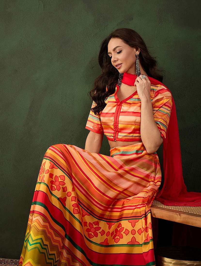women printed short sleeves lehenga choli set - 22579464 -  Standard Image - 5