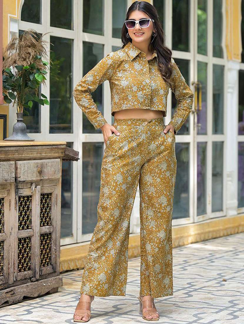 women printed long sleeves shirt and trouser co-ord set
