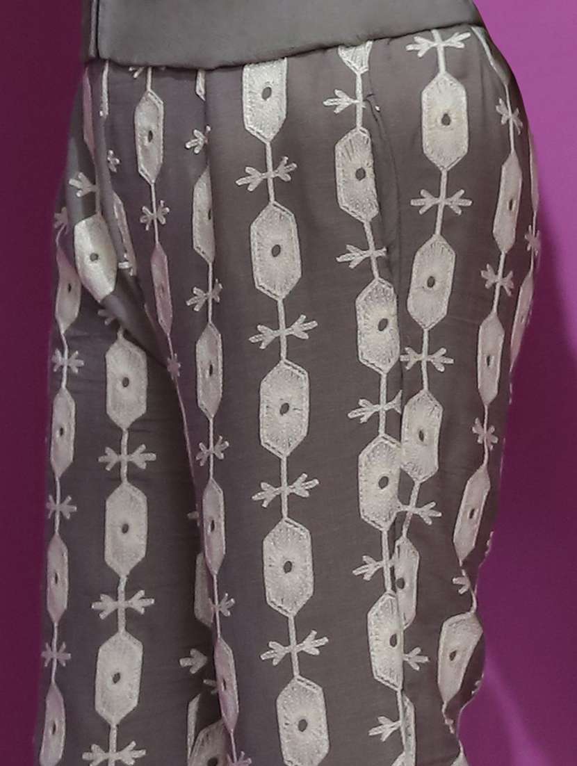 women printed three quarter sleeves jacket and trouser set - 22579509 -  Standard Image - 5