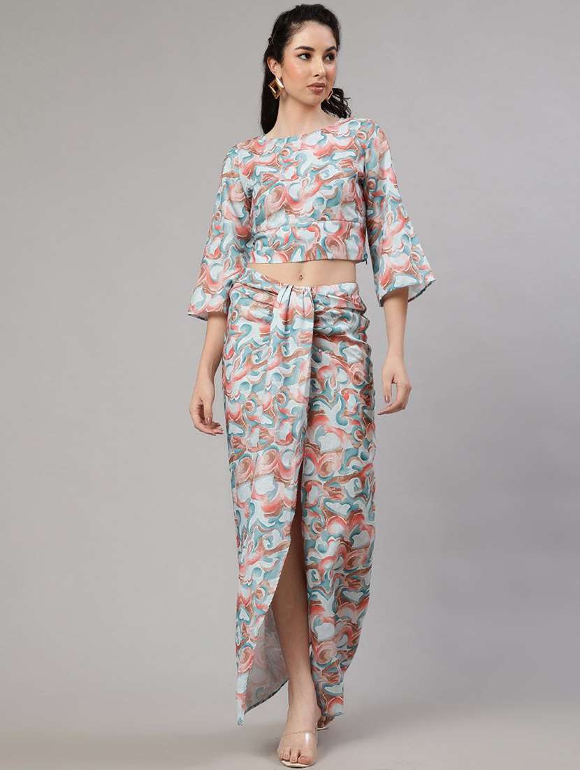 women printed three quarter sleeves top and skirt co-ord set 