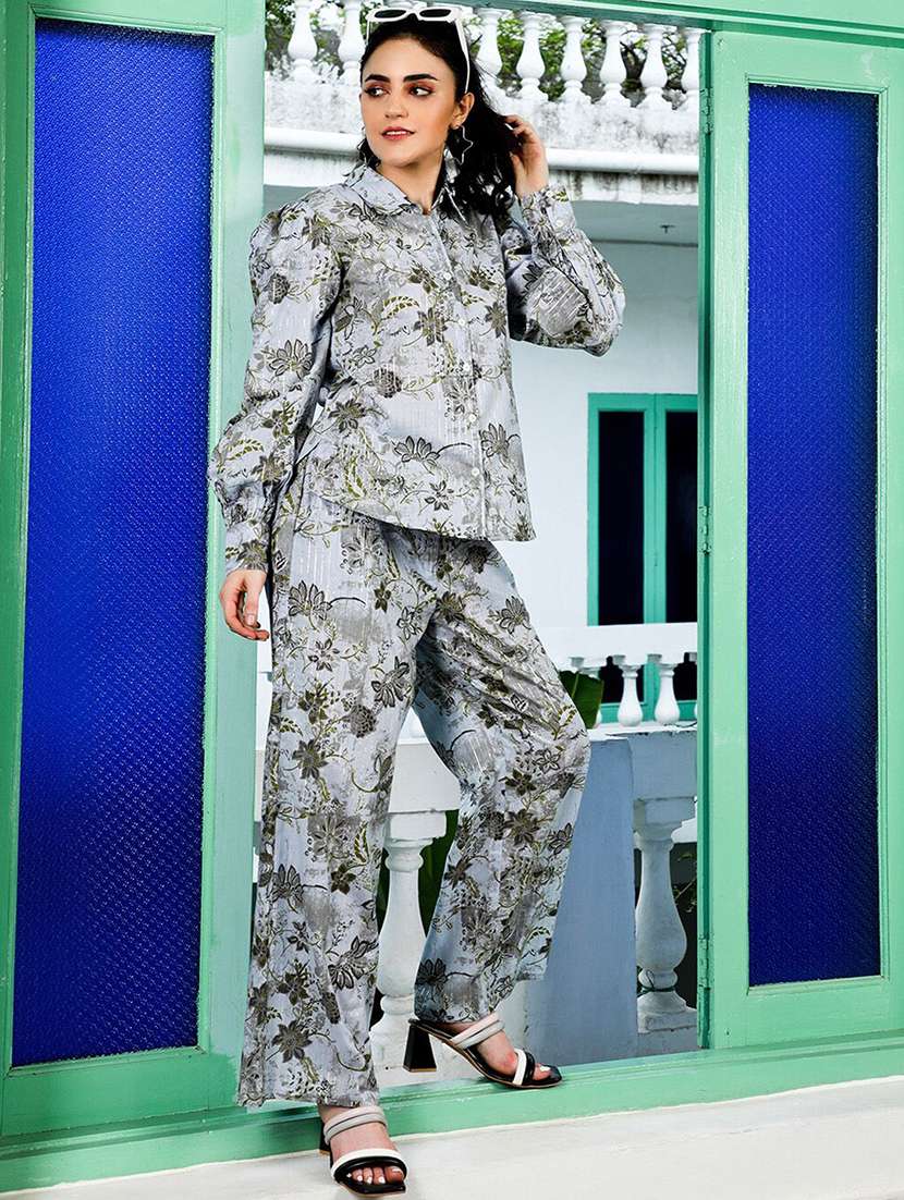 women printed long sleeves shirt and trouser co-ord set