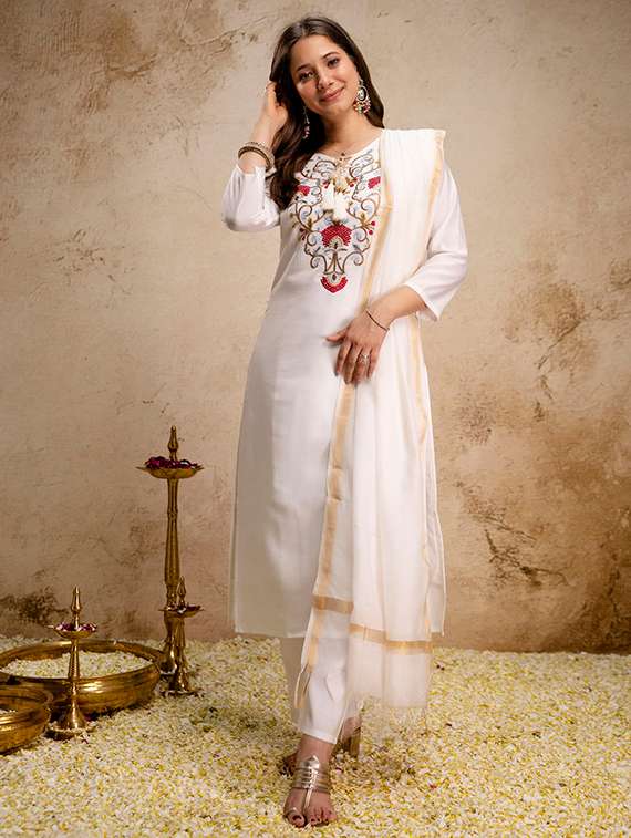 women embroidered three quarter sleeves kurta pant set with dupatta - 22579548 -  Standard Image - 5